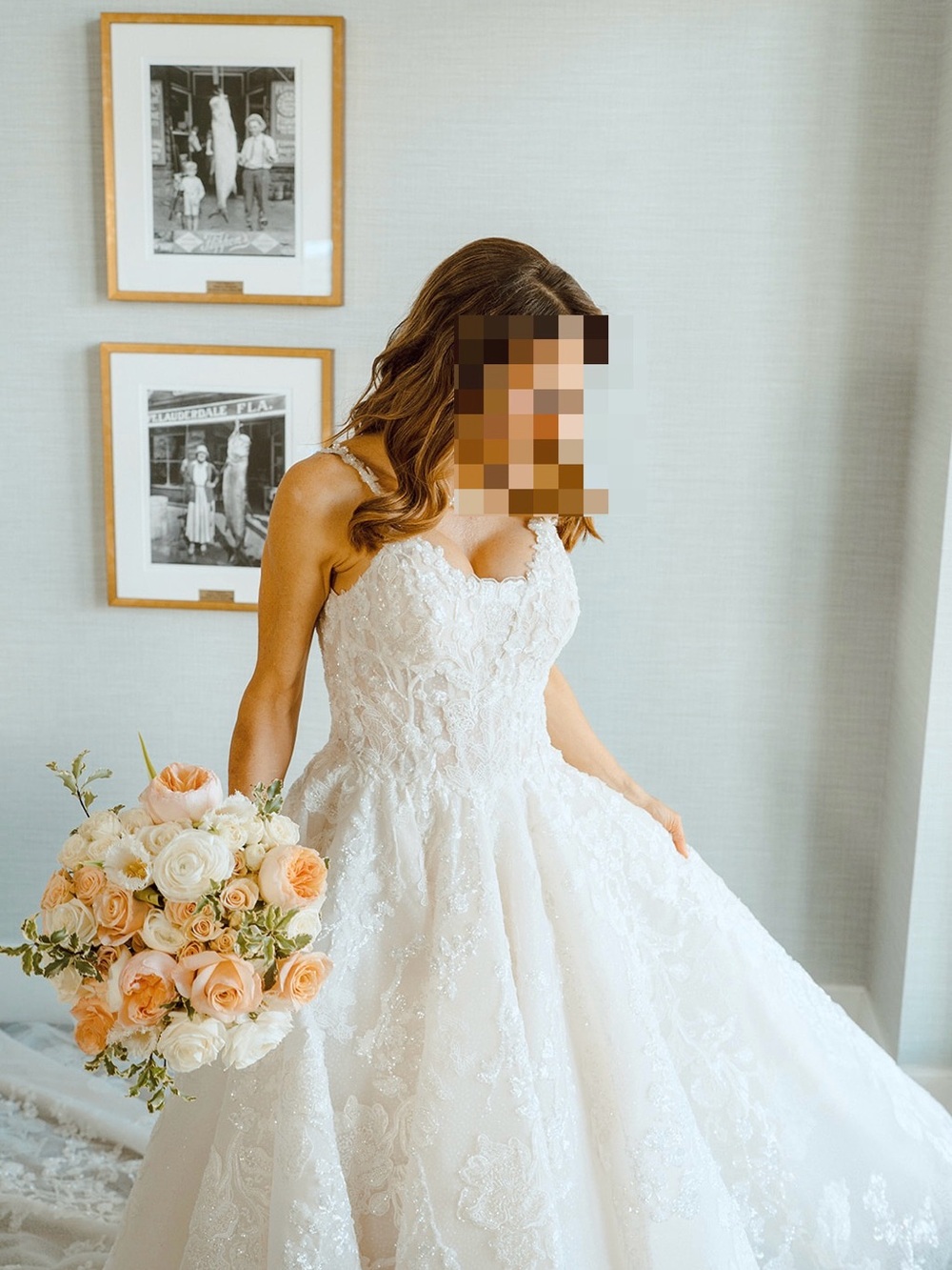 Ysa Makino White Lace Ball Gown Wedding Dress